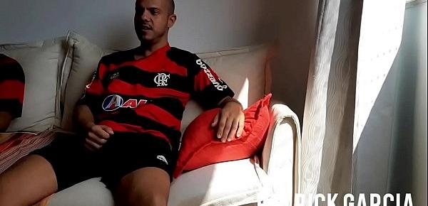  Sobrinho cafucu DOTADO viu o jogo do FLAMENGO  aqui em casa não resisti e dei para ele